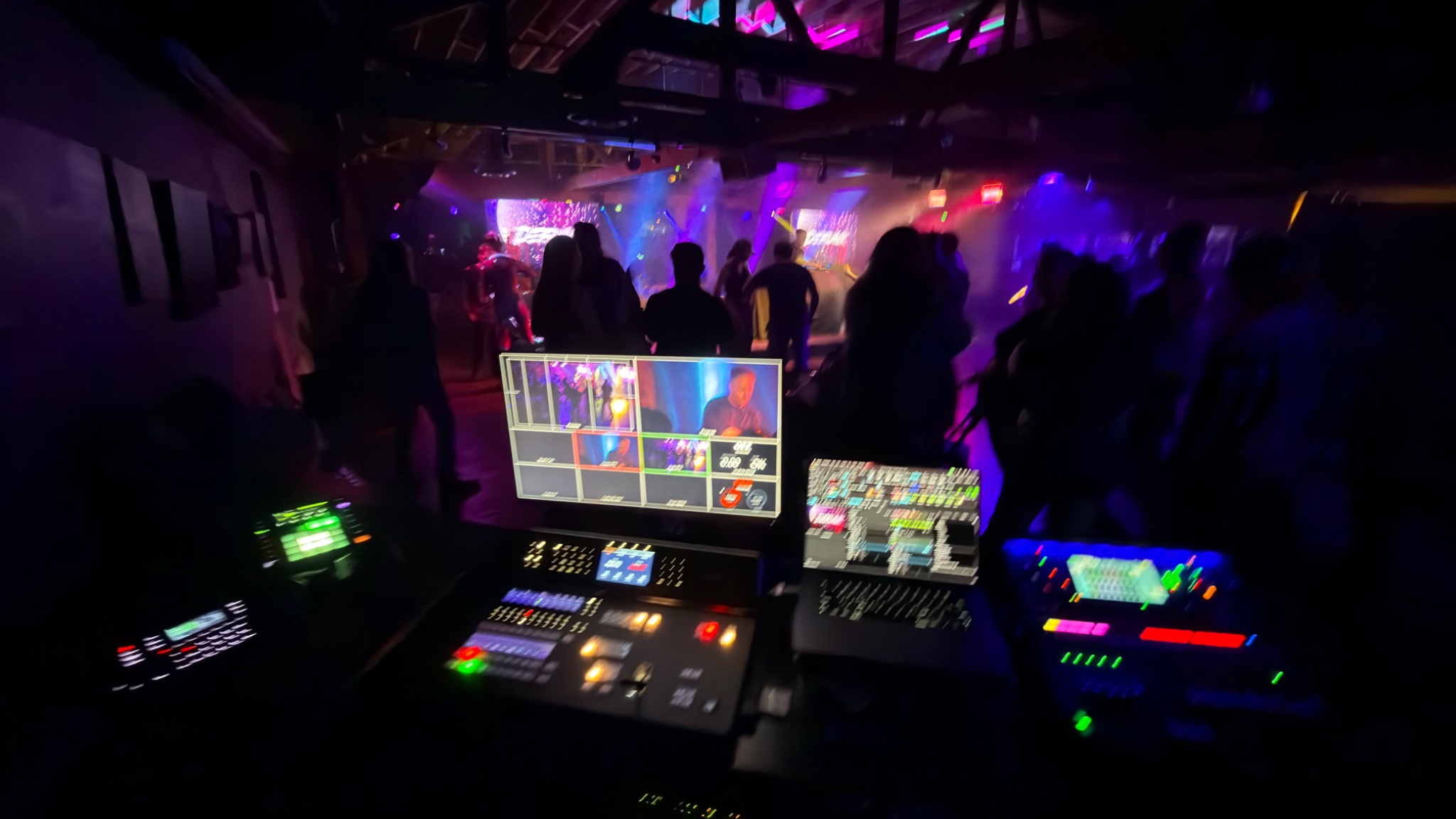 Community moment from Defunk with Rabbit Dub